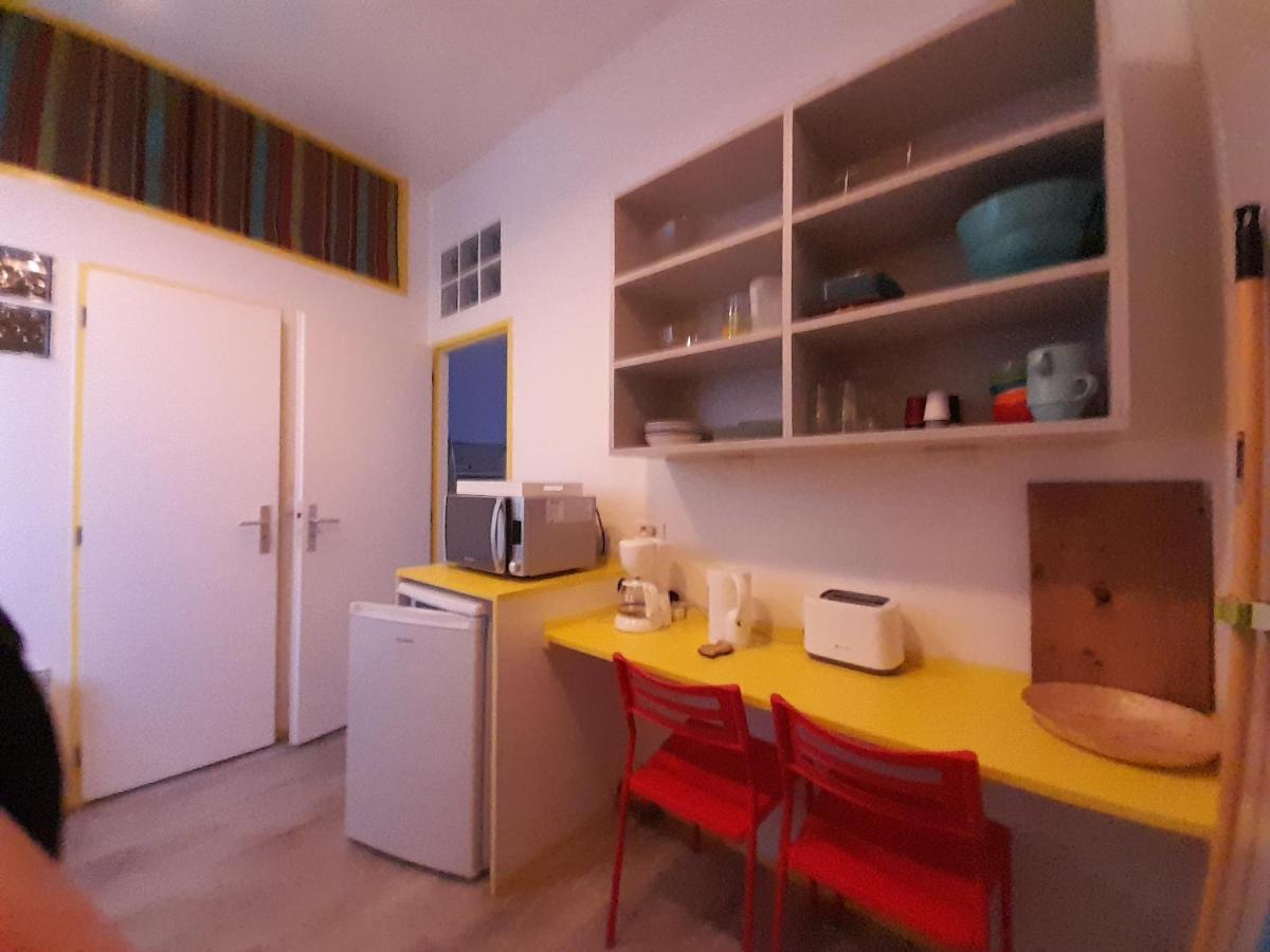 Residence Les Volets Bleus: Studio De 30 M² Classe 2 * Rochefort  Kültér fotó